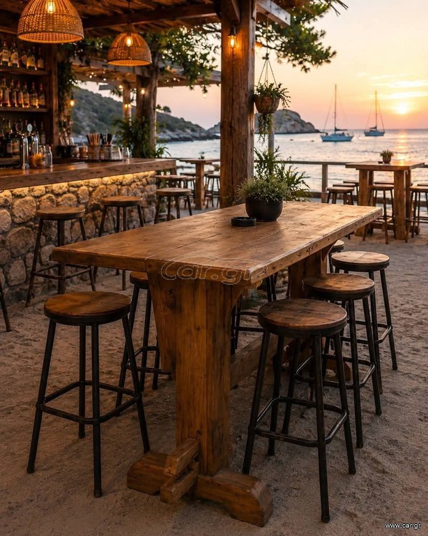 Τραπέζια μοναστιριακα