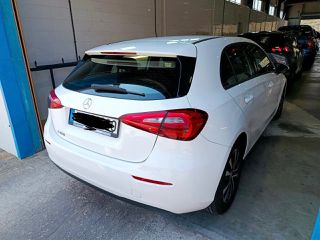 Mercedes-Benz A 160 2022 A-CLASS A 160 1.3-thumb-2