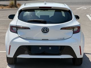 Toyota Corolla 2021 Hybrid-thumb-7