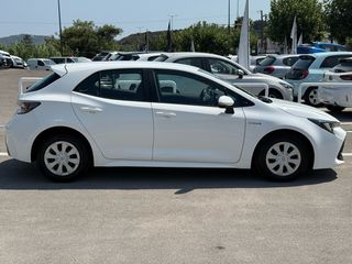 Toyota Corolla 2021 Hybrid-thumb-10