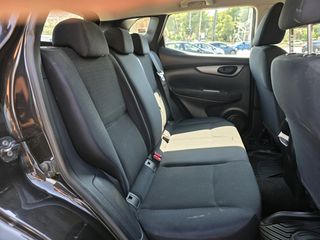 Nissan Qashqai 2017 1.5 DIESEL-thumb-10