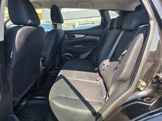 Nissan Qashqai 2017 1.5 DIESEL-thumb-9
