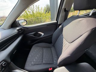 Toyota Yaris 2025 1.5H HEV LIVE ΕΓΓΥΗΣΗ 18.249ΧΛΜ-thumb-51