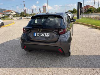 Toyota Yaris 2025 1.5H HEV LIVE ΕΓΓΥΗΣΗ 18.249ΧΛΜ-thumb-12