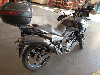 Suzuki V-Strom 650 2011-thumb-4