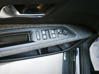 Peugeot 5008 2018 ALLURE-thumb-13