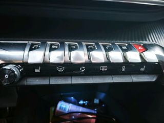 Peugeot 5008 2018 ALLURE-thumb-20