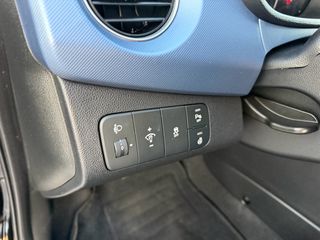 Hyundai i 10 2017 TREND 1.0-thumb-41