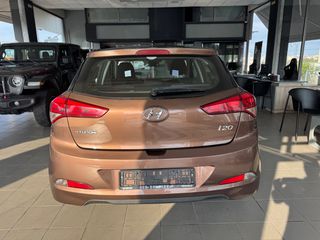 Hyundai i 20 2016 1.4 100ps AUTOMATIC NAVI-thumb-4