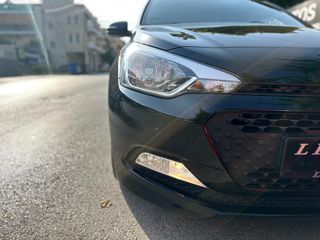 Hyundai i 20 2017 1.2 YES!-thumb-36