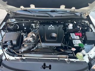 Mitsubishi L200 2018 2.4 DI-D Edition 100 Doppelkabine 4WD-thumb-24