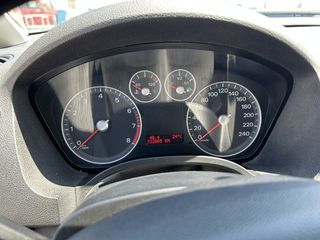 Ford C-Max 2007-thumb-2
