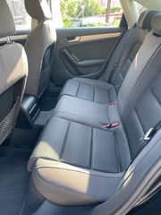 Audi A4 2011-thumb-12