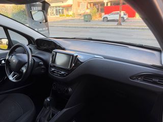 Peugeot 208 2017 ΕΛΛΗΝΙΚΗΣ ΑΝΤΙΠΡΟΣΩΠΕΙΑΣ-thumb-9