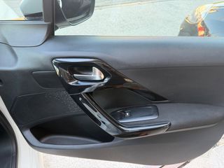 Peugeot 208 2017 ΕΛΛΗΝΙΚΗΣ ΑΝΤΙΠΡΟΣΩΠΕΙΑΣ-thumb-17