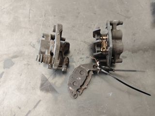 Δαγκάνες Yamaha X-max 300-thumb-1