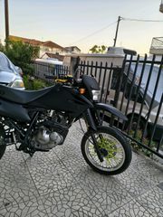 Suzuki DR 125 2011-thumb-1