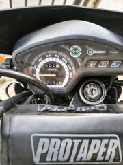 Suzuki DR 125 2011-thumb-12