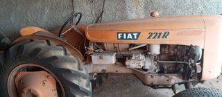 Vineyard Tractors Fiat 1960 221R