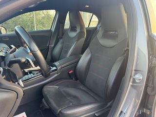 Mercedes-Benz A 180 2020 AMG LINE-thumb-38