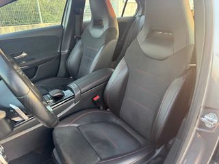 Mercedes-Benz A 180 2020 AMG LINE-thumb-39