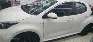 Toyota Yaris 2023 HYBRID AUTOMATIC NAVI CAMERA-thumb-4
