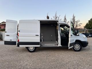 Ford Transit 2019-thumb-12