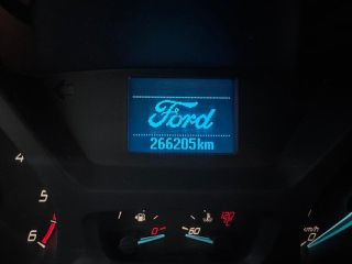 Ford Transit 2019-thumb-17