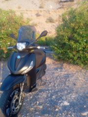 Piaggio Beverly 300i 2024-thumb-1