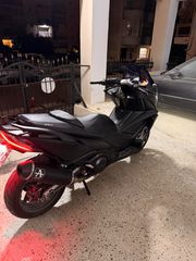 Kymco AK 550 2021