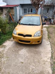 Toyota Yaris 2000