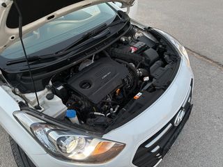 Hyundai i 30 2016-thumb-23