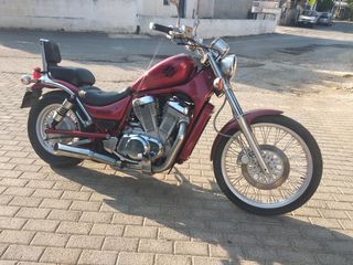 Suzuki Intruder C 2000-thumb-1
