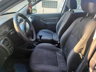 Ford Focus 2002 TREND 5θυρο-thumb-13