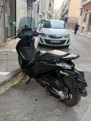 Piaggio Beverly 350 2018-thumb-6
