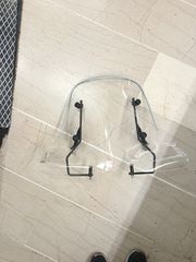 Παρμπρίζ SYM