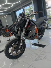 KTM 690 SM 2010-thumb-1