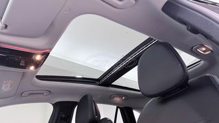 Mercedes-Benz GLC 300 2024 e PLUG-IN 4MATIC 9G-TRONIC AMG LINE SUN. PAN./AUTOBESIKOS-thumb-24