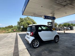 Smart ForTwo 2018-thumb-6