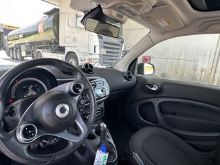 Smart ForTwo 2018-thumb-18