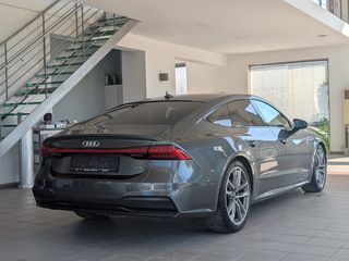 Audi A7 2021 S LINE PHEV 2.0-thumb-4