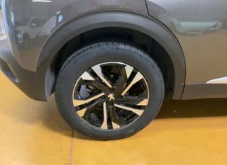 Peugeot 2008 2020 1.2  101 hp   Allure-thumb-8