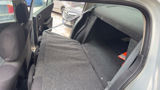 Renault Megane 2003-thumb-64