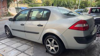Renault Megane 2003-thumb-4