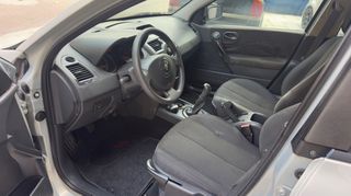 Renault Megane 2003-thumb-45