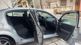Renault Megane 2003-thumb-47