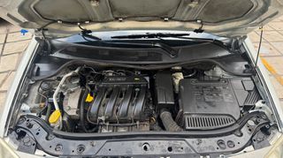 Renault Megane 2003-thumb-51