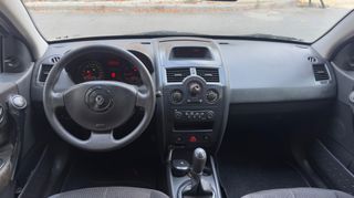 Renault Megane 2003-thumb-33