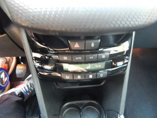 Peugeot 2008 2018 ALLURE NAVI CAMERA CLIMA ΔΕΡΜΑ TURBO 110 HP1ΧΕΡΙ ΙΔΙΩΤΗ-thumb-20