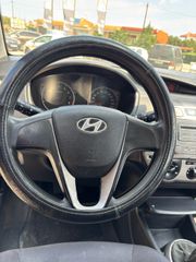 Hyundai i 20 2010-thumb-9